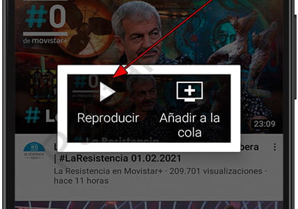 Botón reproducir en televisor